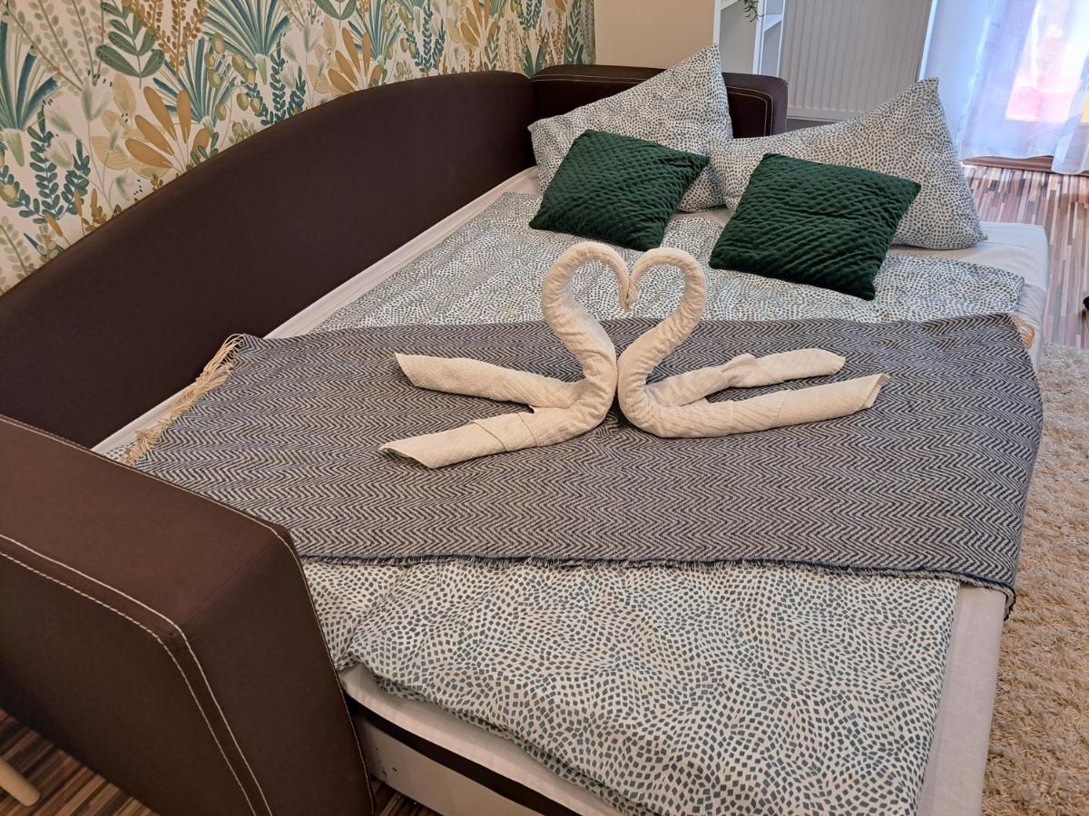 Wanderer Station Apartment Дебрецен Екстериор снимка