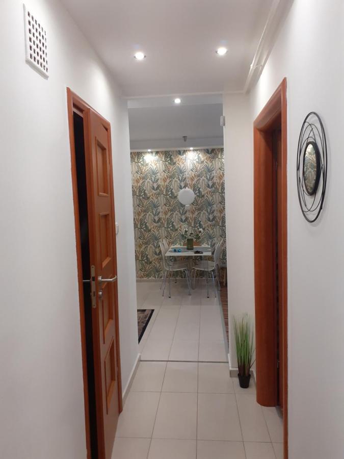 Wanderer Station Apartment Дебрецен Екстериор снимка